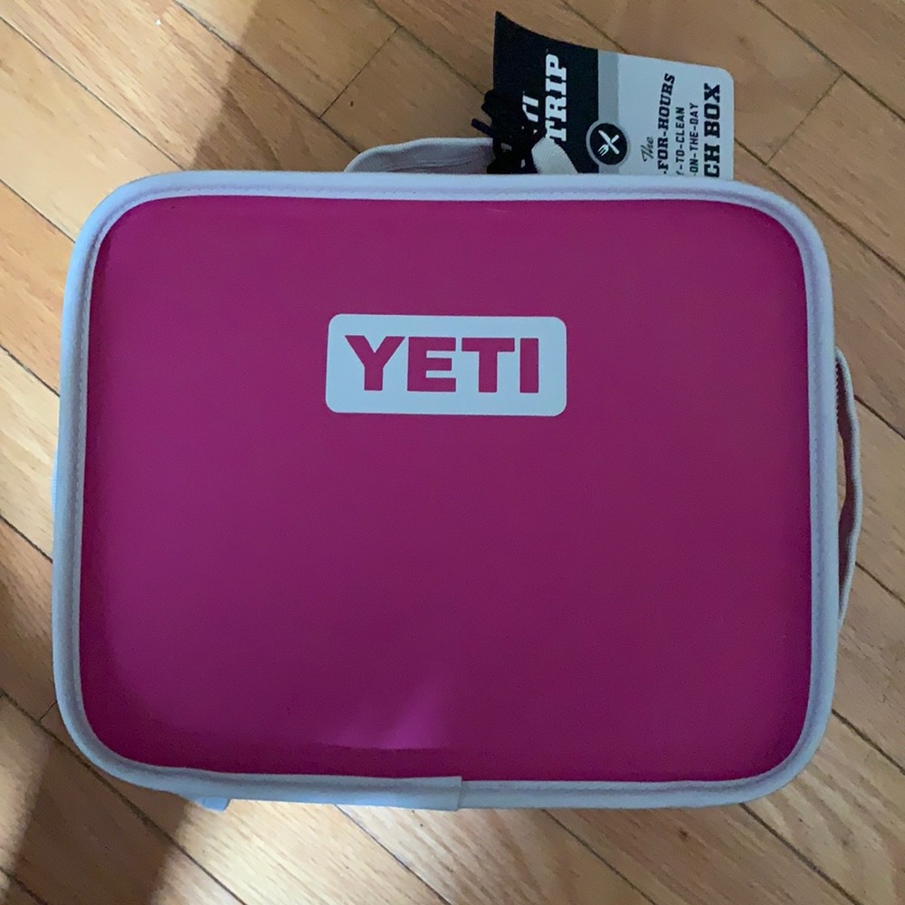 PINK YETI LUNCHBOX